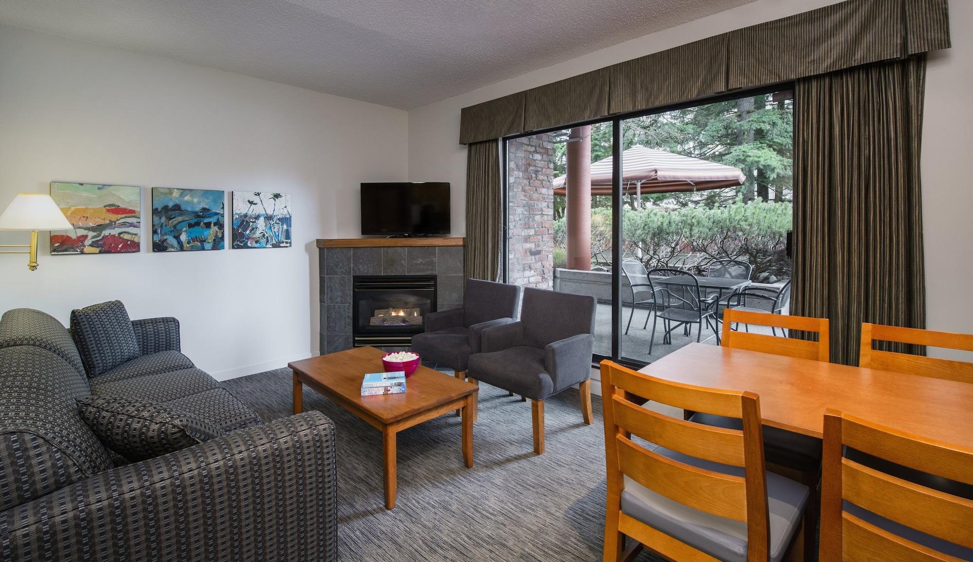 Whistler Village Inn & Suites Luaran gambar