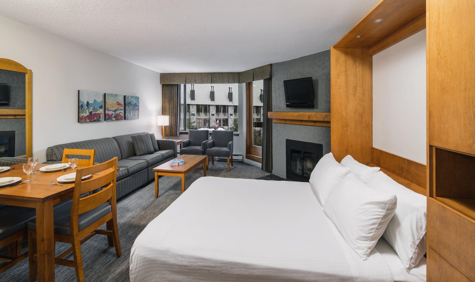 Whistler Village Inn & Suites Luaran gambar