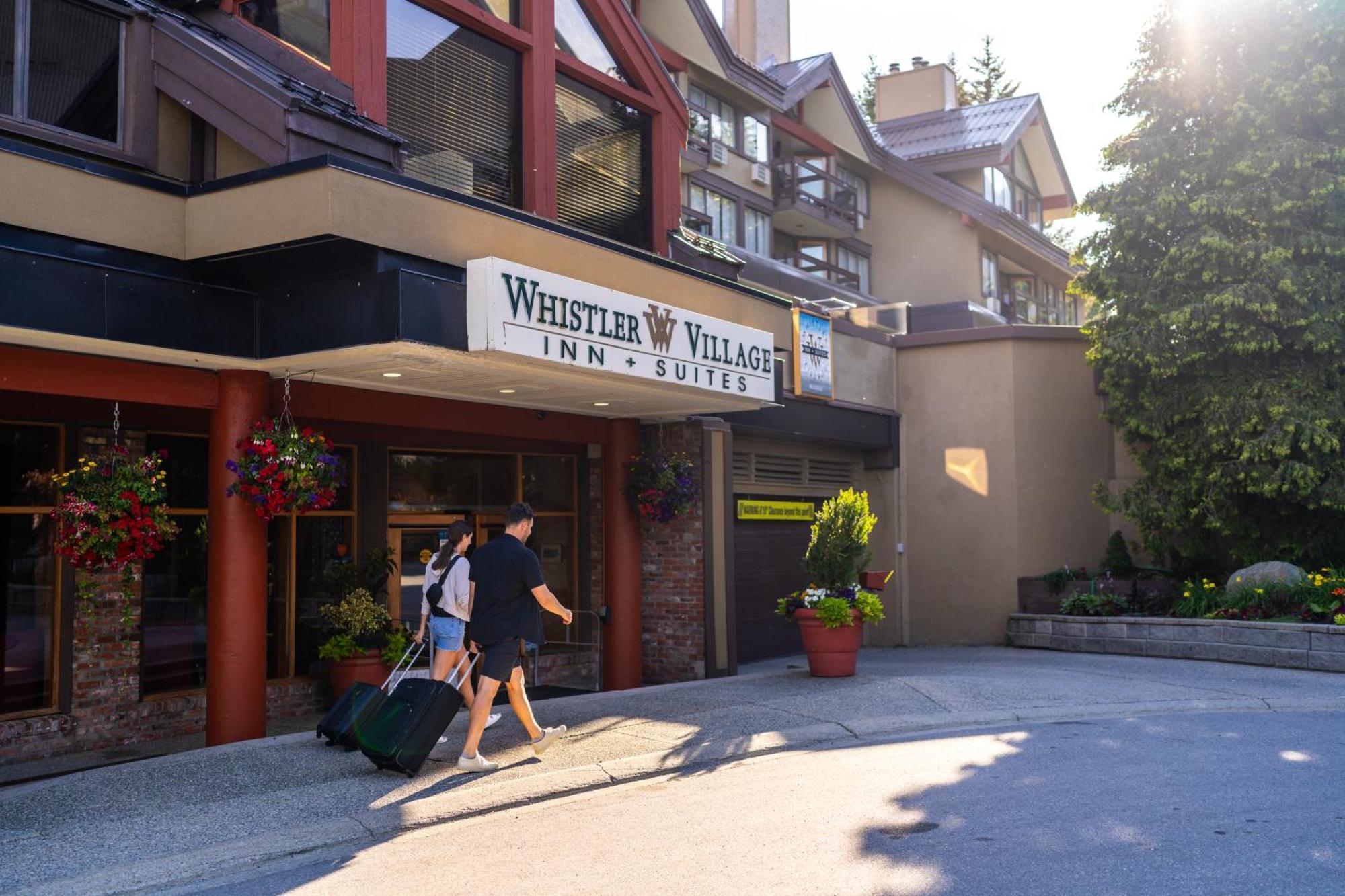 Whistler Village Inn & Suites Luaran gambar