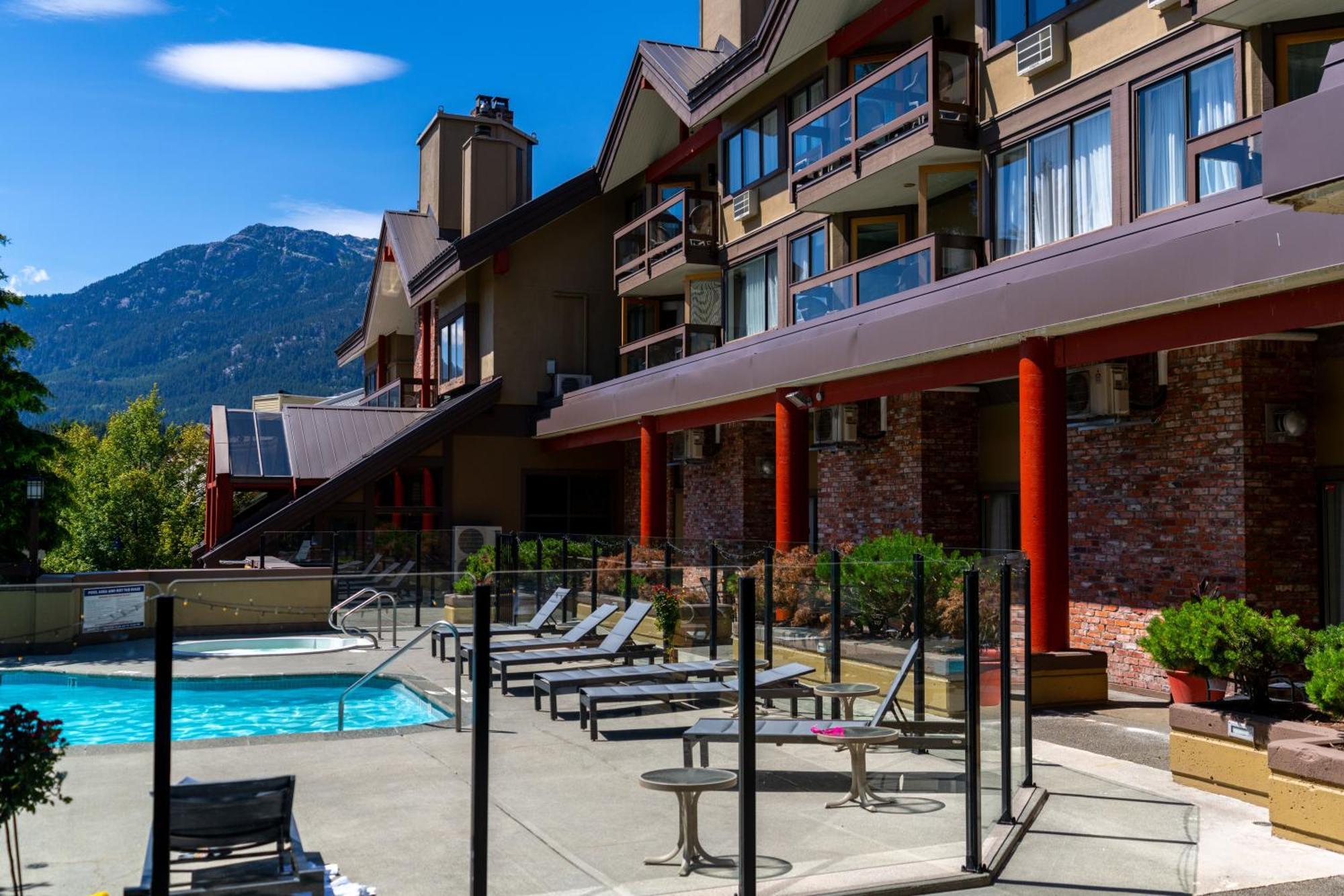 Whistler Village Inn & Suites Luaran gambar