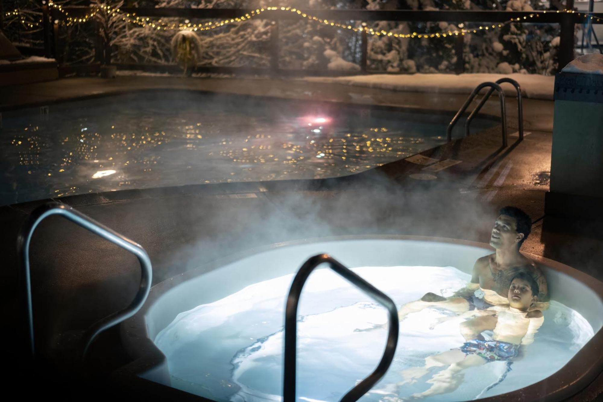 Whistler Village Inn & Suites Luaran gambar
